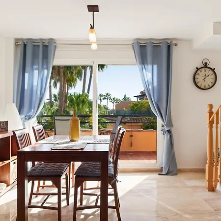 Apartment Close To The Sea In Las Chapas Marbella Exterior photo