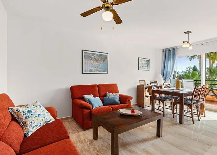 Apartment Close To The Sea In Las Chapas